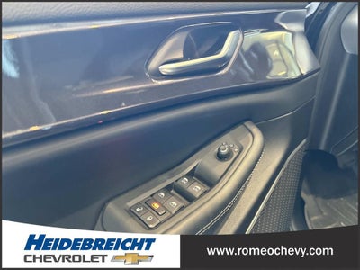 2022 Jeep Grand Cherokee L Laredo 4x4