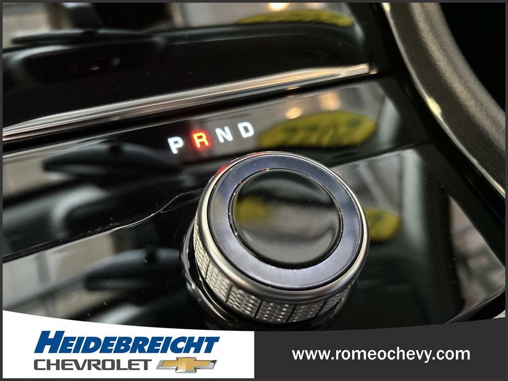 2022 Jeep Grand Cherokee L Laredo 4x4