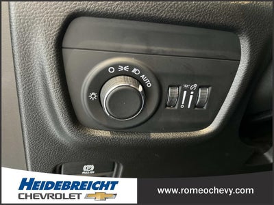 2022 Jeep Grand Cherokee L Laredo 4x4