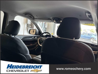 2022 Jeep Grand Cherokee L Laredo 4x4