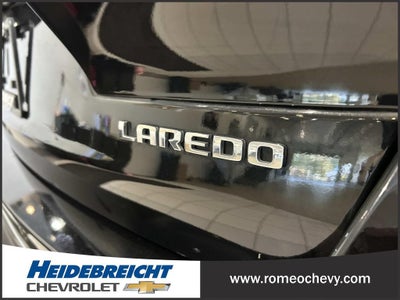 2022 Jeep Grand Cherokee L Laredo 4x4