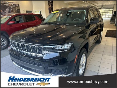 2022 Jeep Grand Cherokee L Laredo 4x4