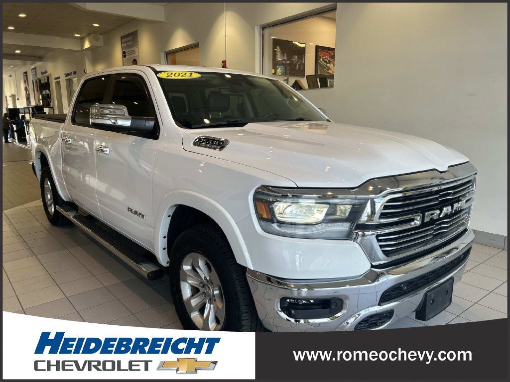 2021 RAM 1500 Laramie Crew Cab 4x4 5'7" Box