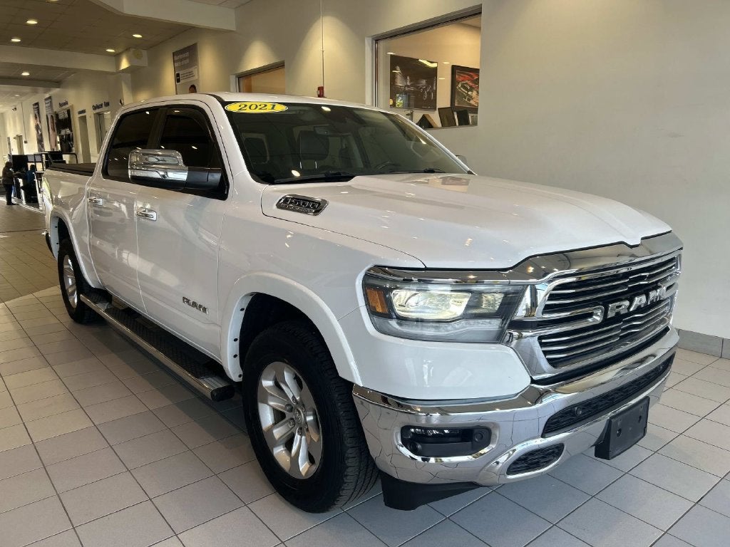 2021 RAM 1500 Laramie Crew Cab 4x4 5'7" Box