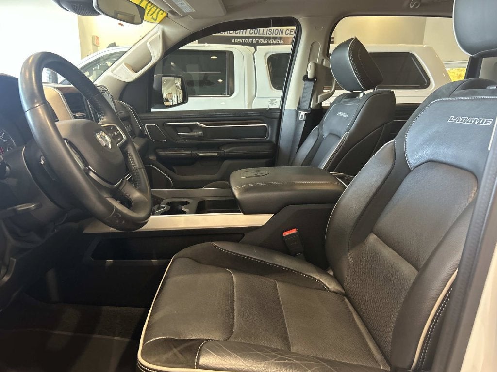 2021 RAM 1500 Laramie Crew Cab 4x4 5'7" Box