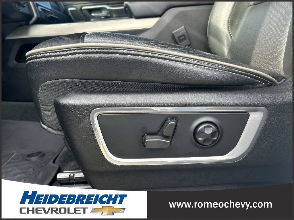 2021 RAM 1500 Laramie Crew Cab 4x4 5'7" Box