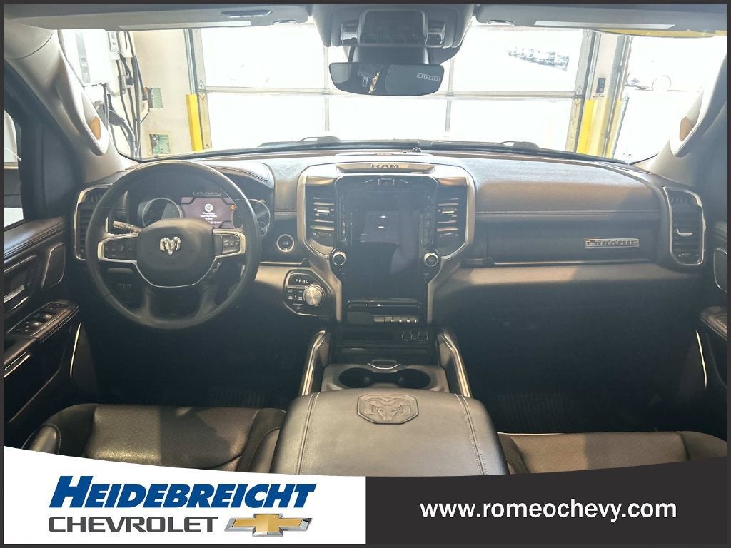 2021 RAM 1500 Laramie Crew Cab 4x4 5'7" Box