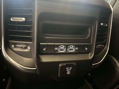 2021 RAM 1500 Laramie Crew Cab 4x4 5'7" Box