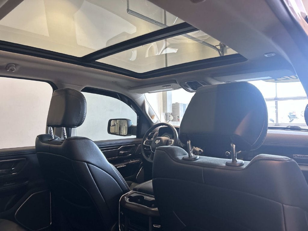 2021 RAM 1500 Laramie Crew Cab 4x4 5'7" Box