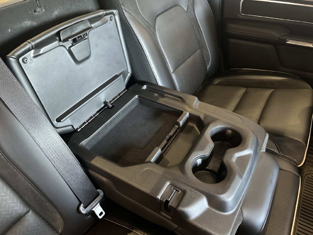 2021 RAM 1500 Laramie Crew Cab 4x4 5'7" Box