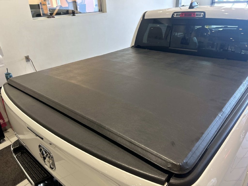 2021 RAM 1500 Laramie Crew Cab 4x4 5'7" Box