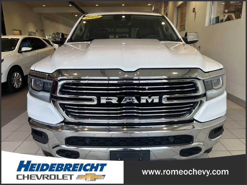 2021 RAM 1500 Laramie Crew Cab 4x4 5'7" Box