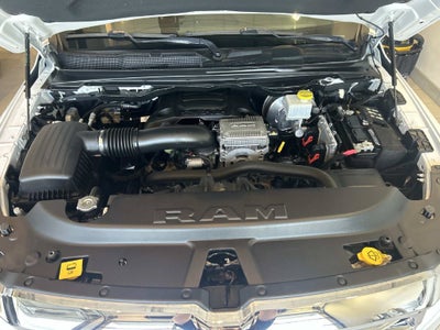 2021 RAM 1500 Laramie Crew Cab 4x4 5'7" Box