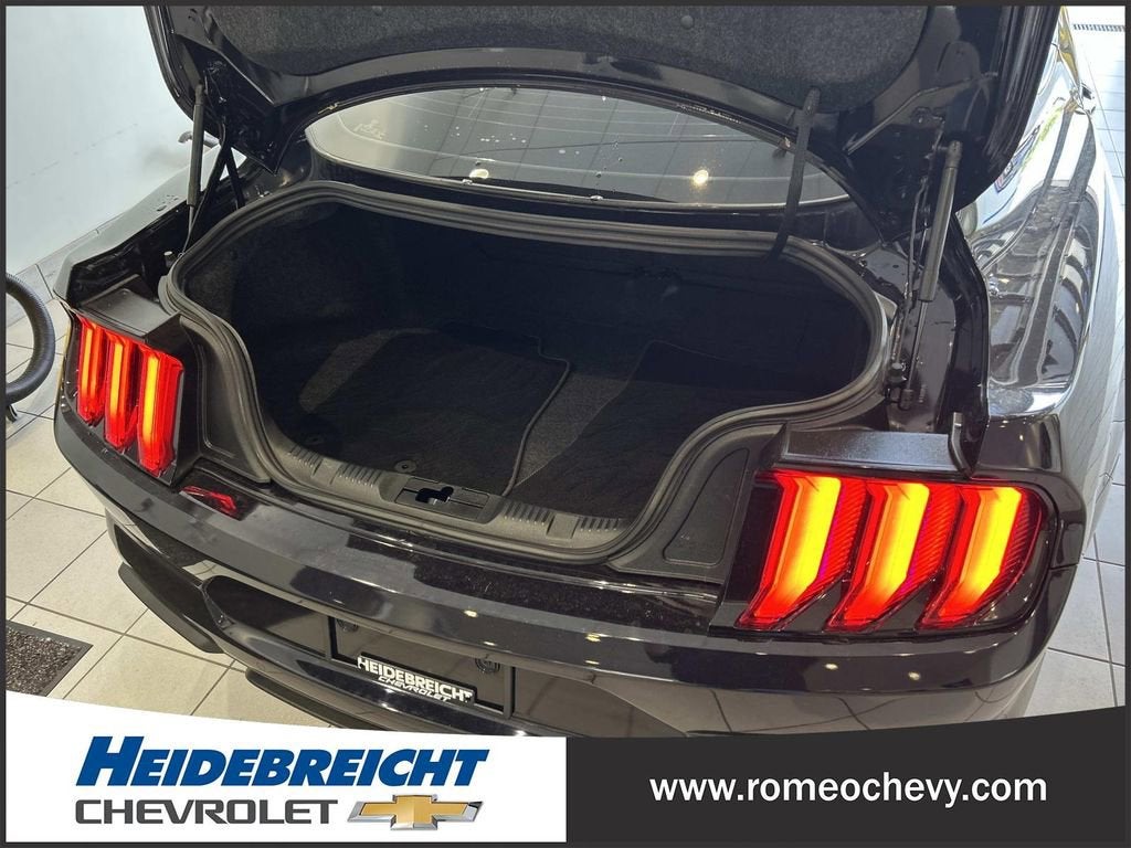 2022 Ford Mustang GT Premium Fastback