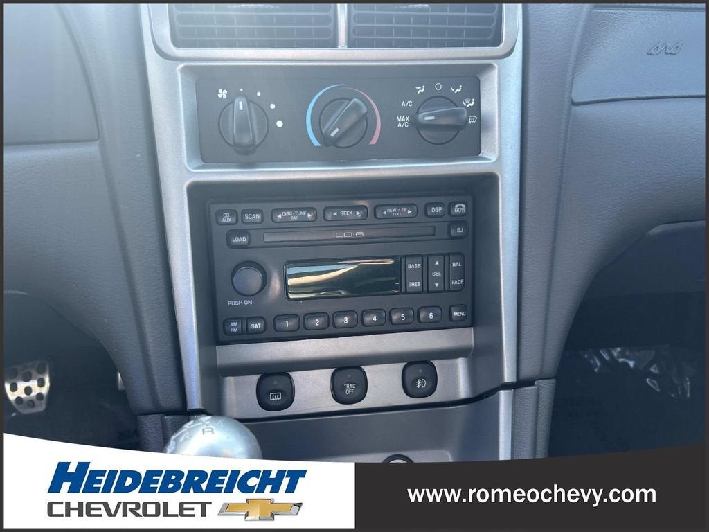 2004 Ford Mustang Premium Mach 1