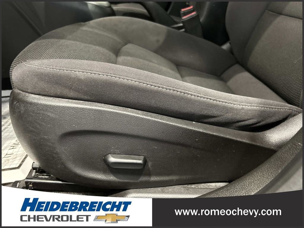 2013 Chevrolet Cruze 1LT