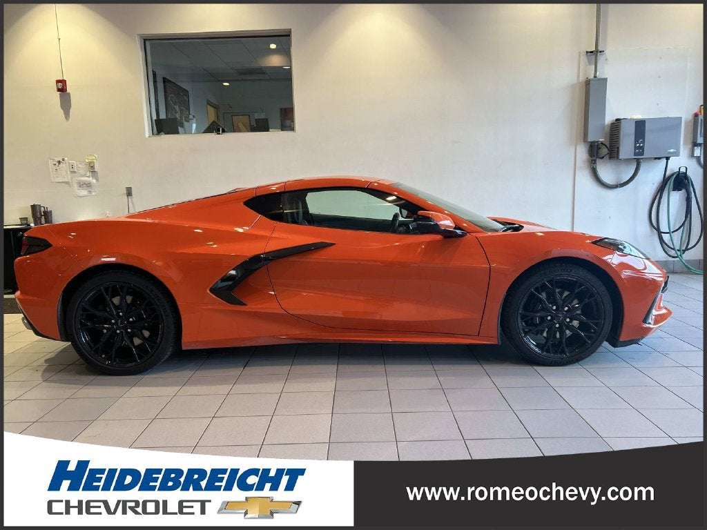 2025 Chevrolet Corvette Stingray 1LT