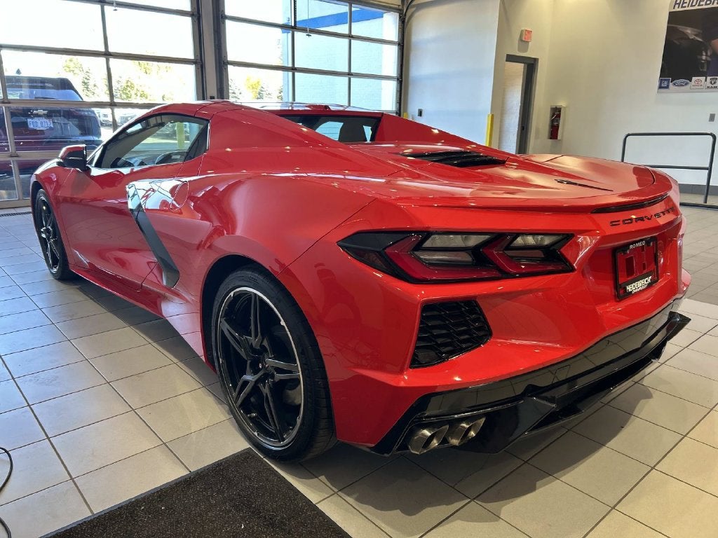 2025 Chevrolet Corvette Stingray 2LT