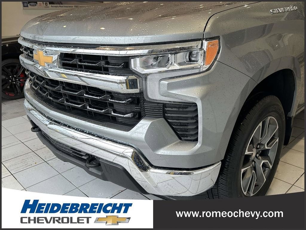 2024 Chevrolet Silverado 1500 LT (2FL)