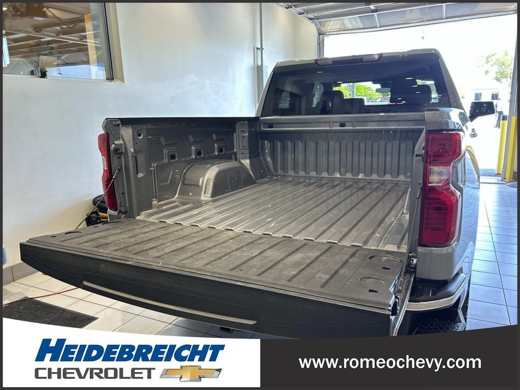 2024 Chevrolet Silverado 1500 LT (2FL)