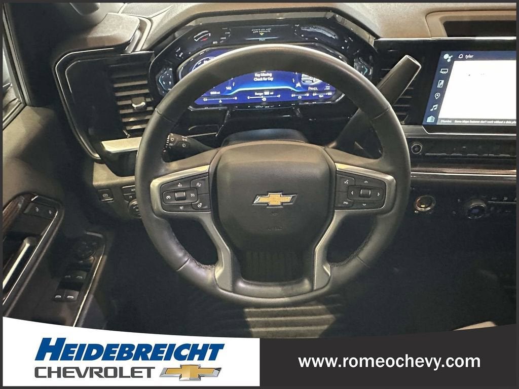 2024 Chevrolet Silverado 1500 LT (2FL)