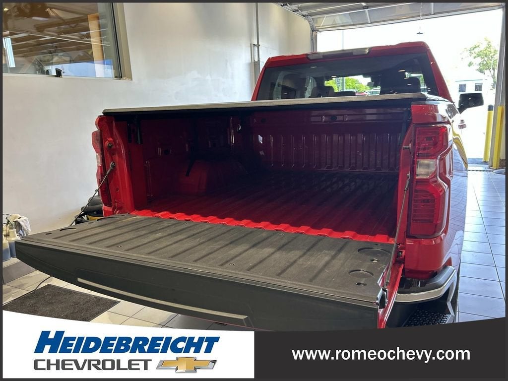 2023 Chevrolet Silverado 1500 LT (2FL)