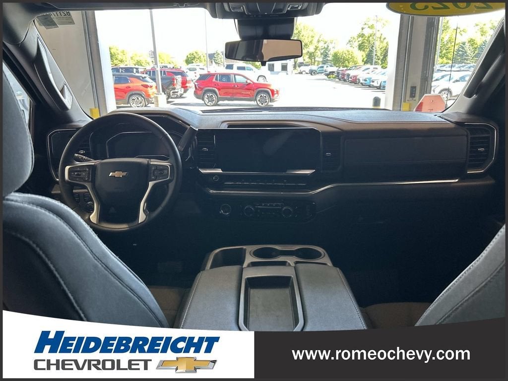 2023 Chevrolet Silverado 1500 LT (2FL)