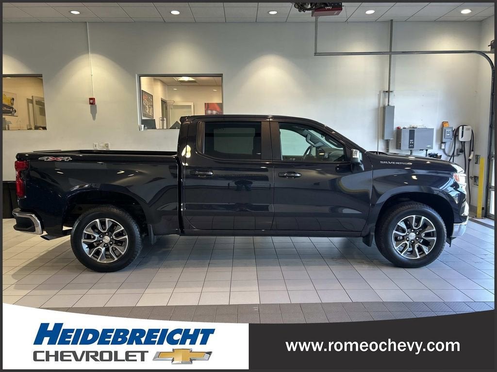 2024 Chevrolet Silverado 1500 LT (2FL)