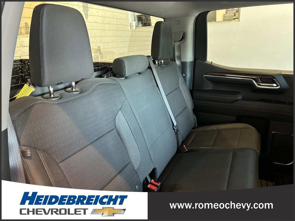 2024 Chevrolet Silverado 1500 LT (2FL)