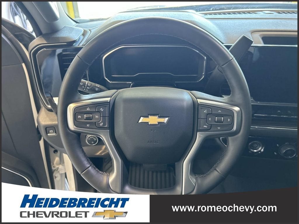 2024 Chevrolet Silverado 1500 LT (2FL)