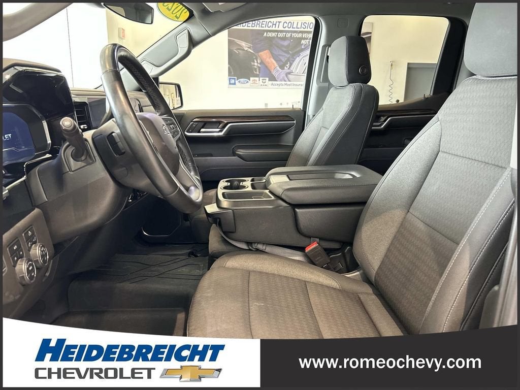 2023 Chevrolet Silverado 1500 RST