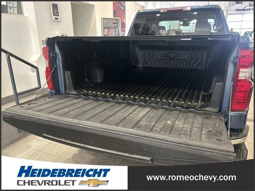 2024 Chevrolet Silverado 1500 LT (2FL)