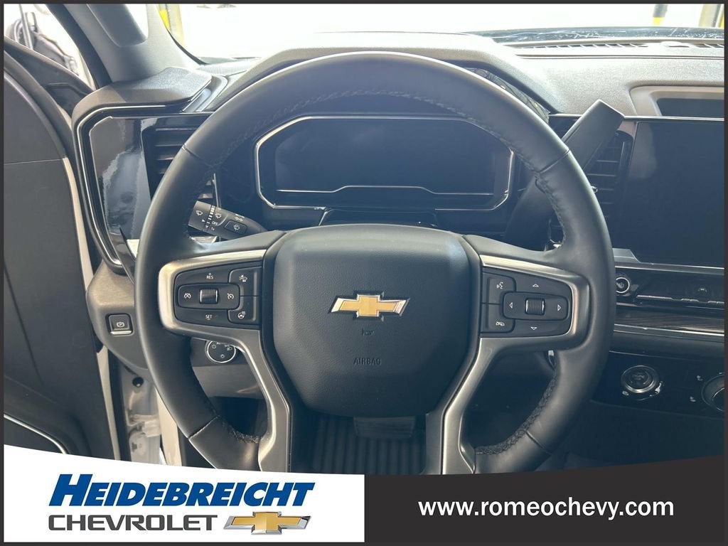 2024 Chevrolet Silverado 1500 LT (2FL)