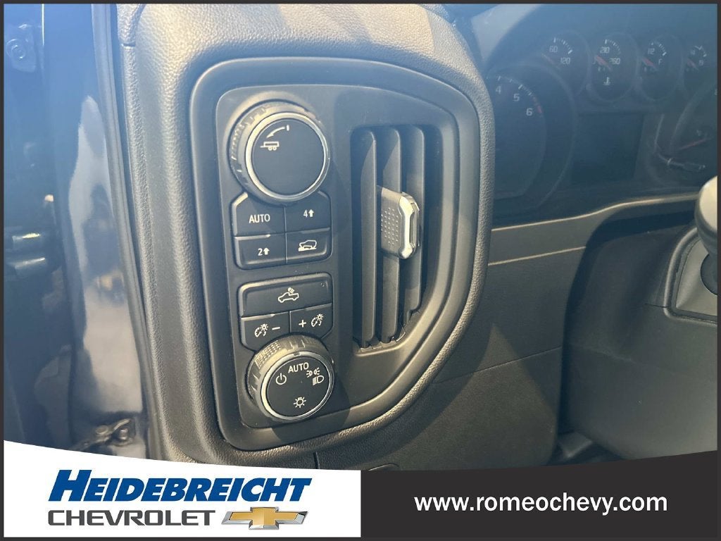 2021 Chevrolet Silverado 1500 Custom