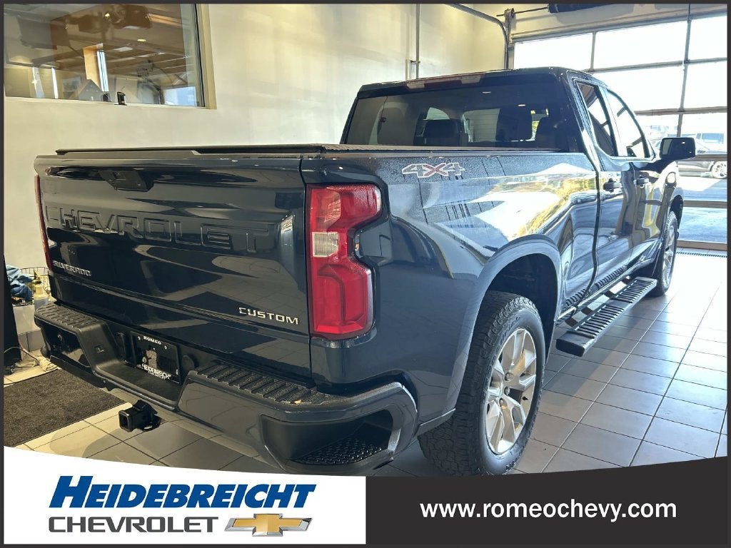 2021 Chevrolet Silverado 1500 Custom