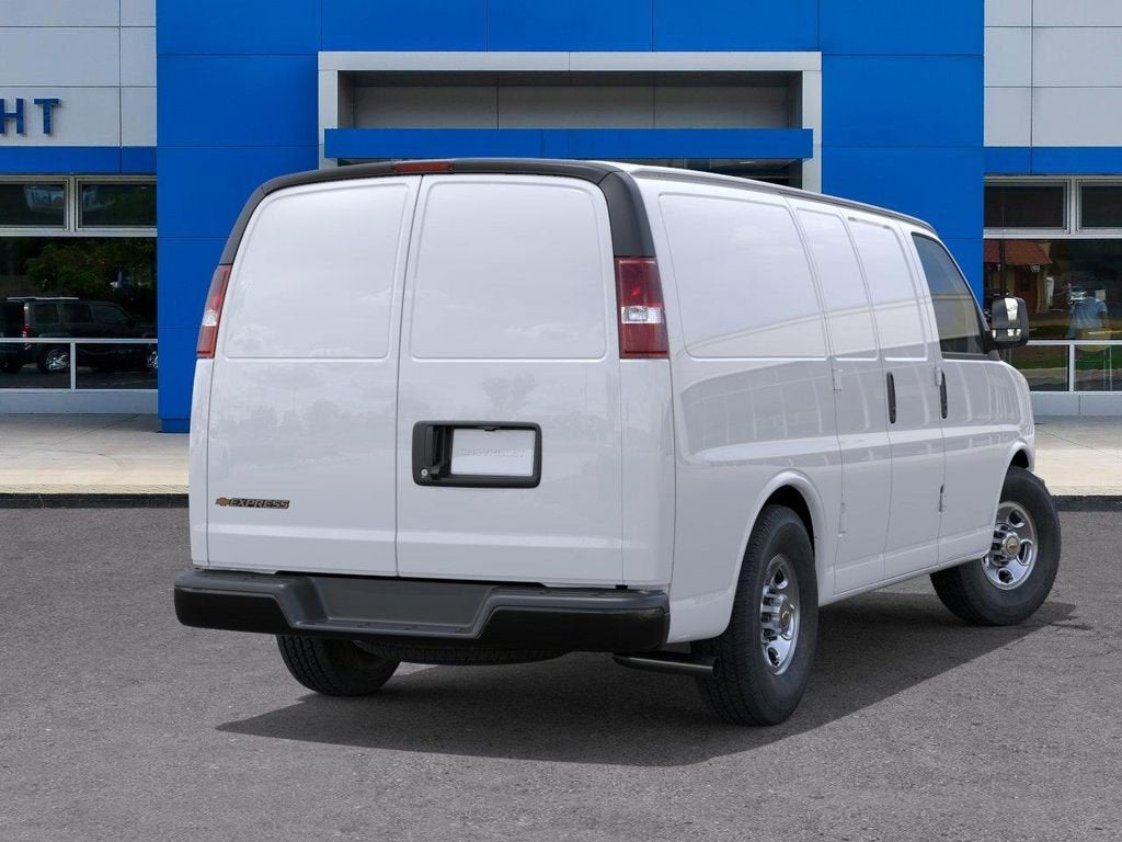 2026 Chevrolet Express Cargo WT