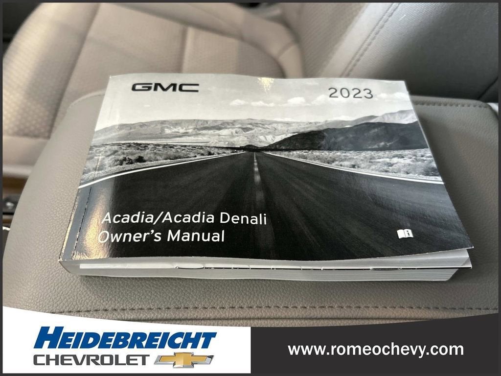 2023 GMC Acadia SLE