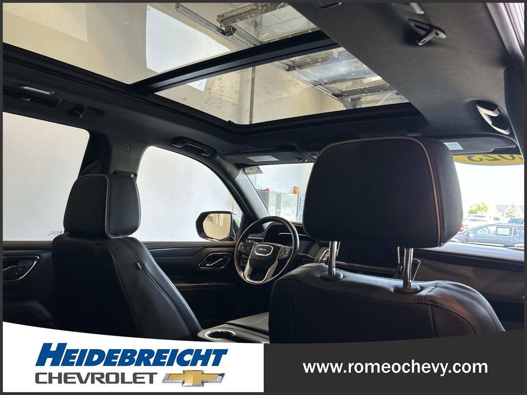 2023 GMC Yukon SLT