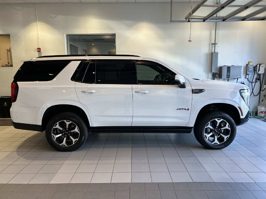 2025 GMC Yukon AT4