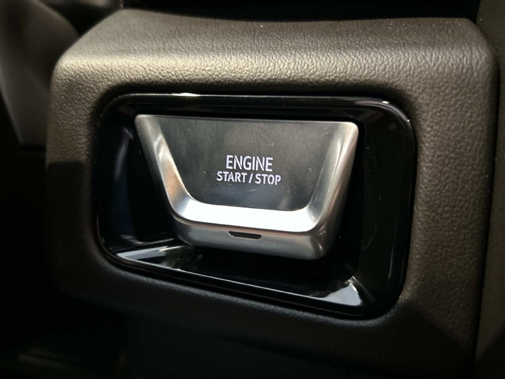 2025 GMC Yukon AT4