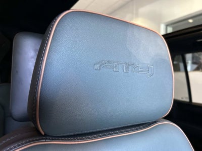 2025 GMC Yukon AT4