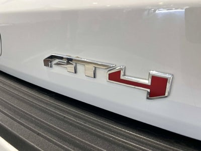 2025 GMC Yukon AT4