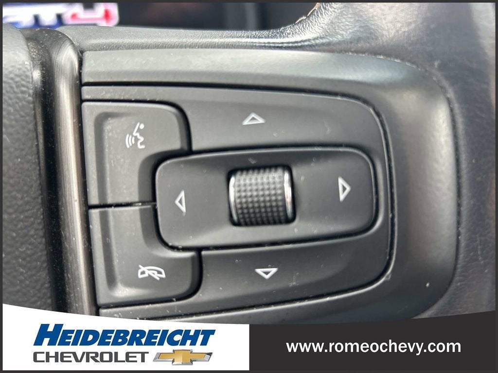 2022 GMC Yukon XL AT4