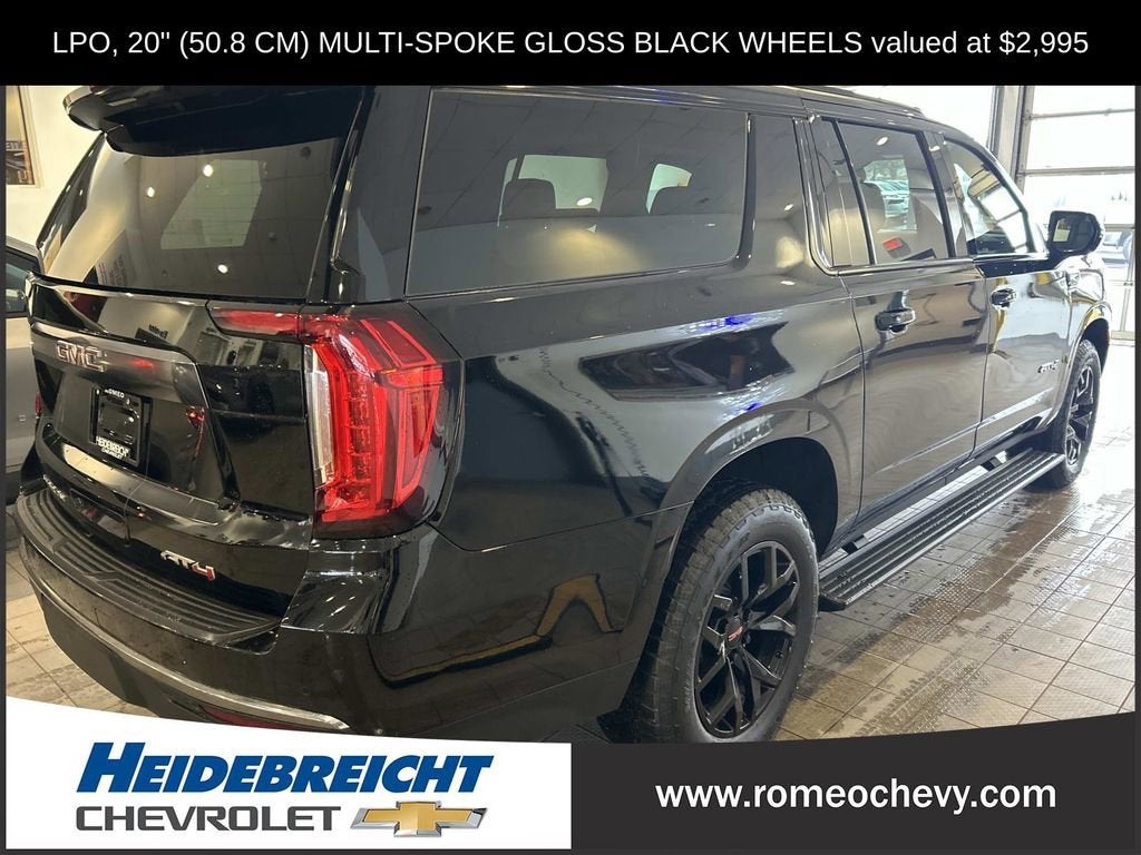 2022 GMC Yukon XL AT4