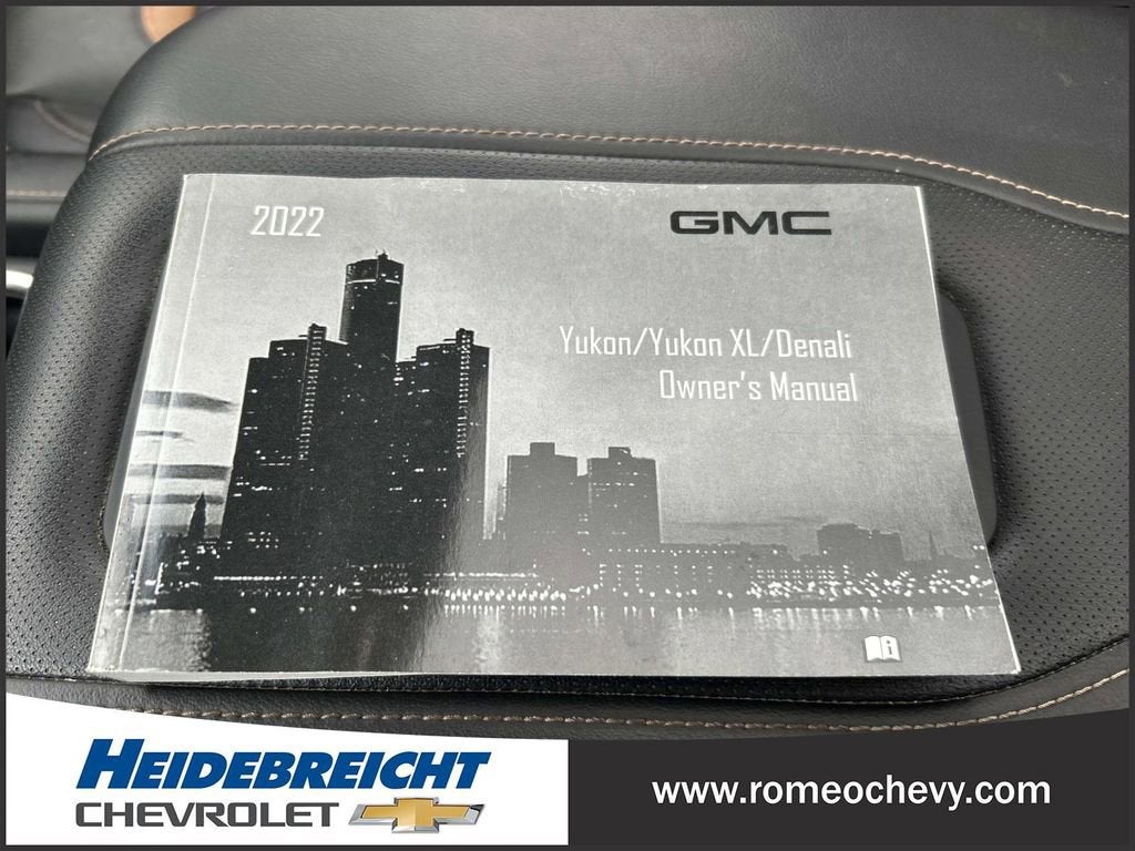 2022 GMC Yukon XL AT4