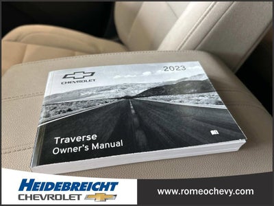2023 Chevrolet Traverse LS