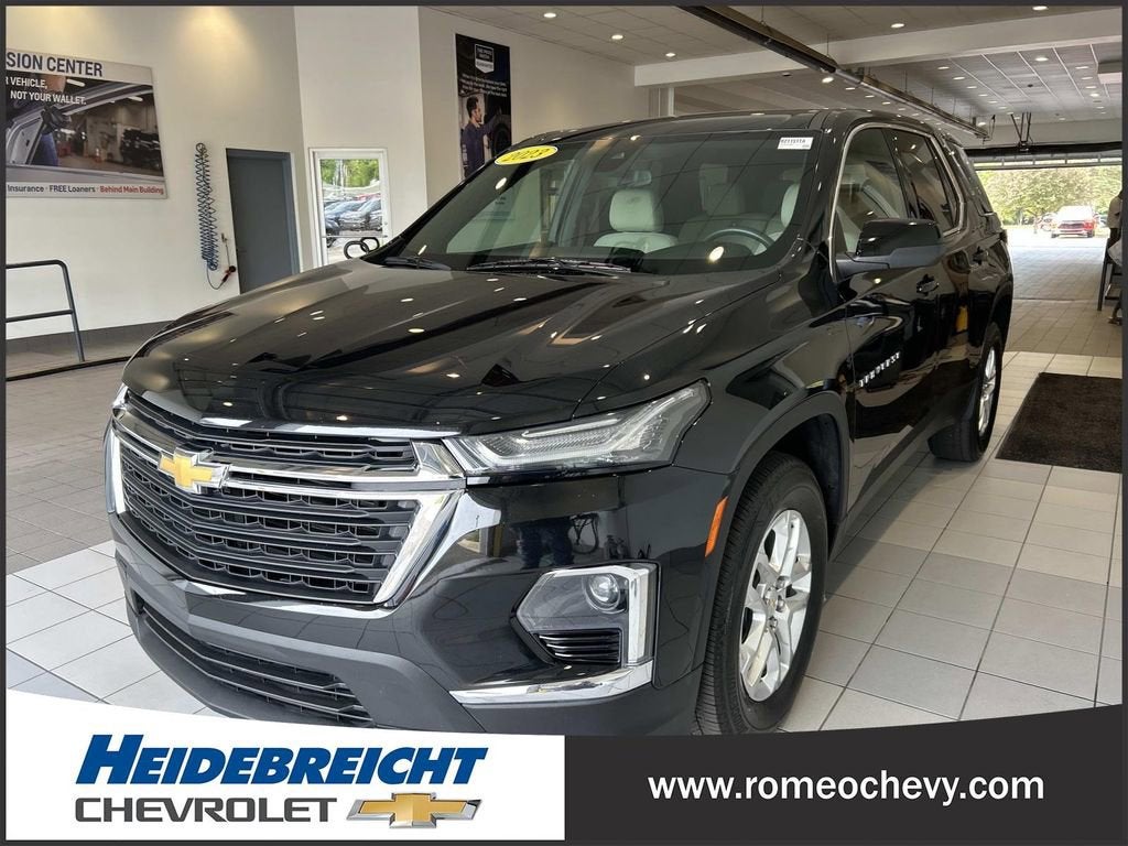 2023 Chevrolet Traverse LS