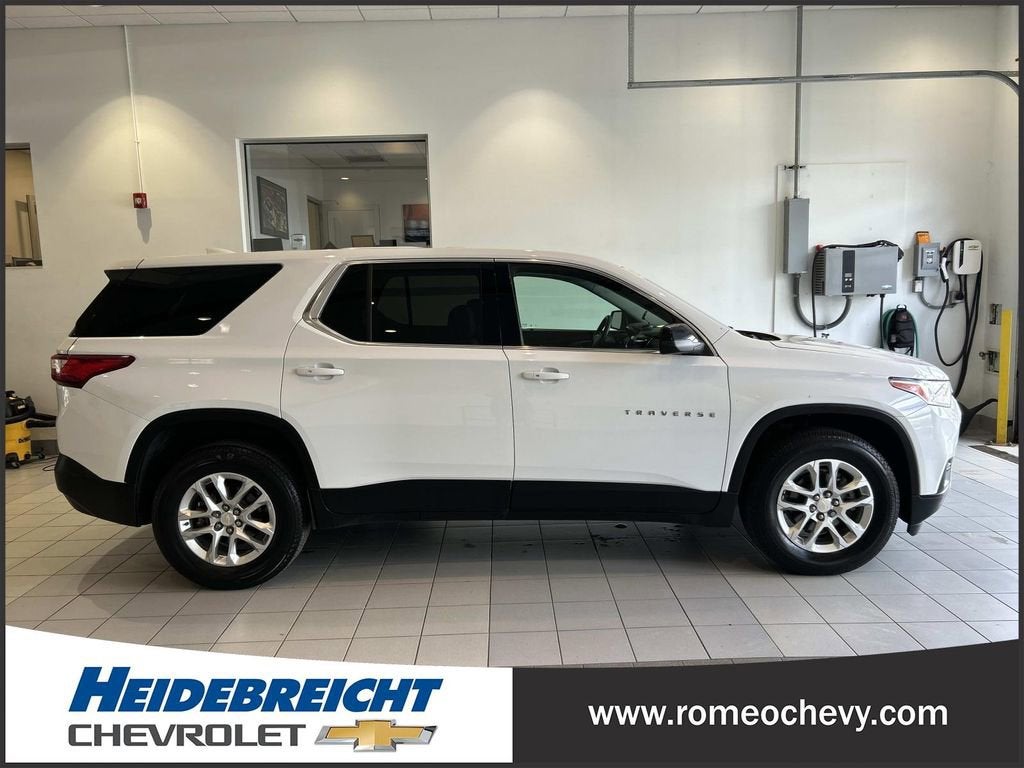 2021 Chevrolet Traverse LS