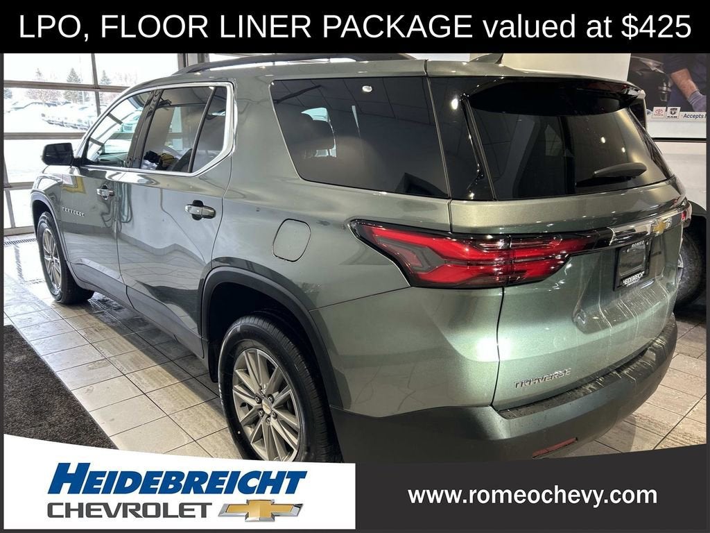 2023 Chevrolet Traverse LT Cloth