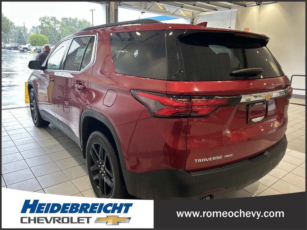 2023 Chevrolet Traverse LT Cloth